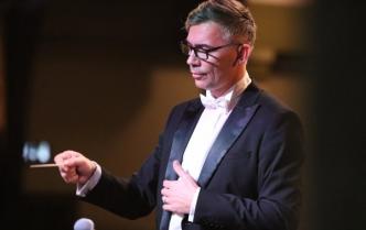 Raz, Dwa, Trzy Symfonicznie Raz, Dwa, Trzy symfonicznie