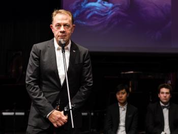 5. Międzynarodowy Festiwal i Konkurs Skrzypcowy im. K. Lipińskiego Przemówienie Prezesa Zarządu  Nova Trading S.A. , przed wręczeniem nagrody podczas Koncertów Laureatów 5.Przemówienie Prezesa Zarządu Nova Trading SA - Tadeusza Pająka. Międzynarodowy Festiwal i Konkurs Skrzypcowy im. K. Lipińskiego