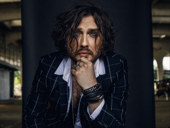 Piotr Cugowski fot.Michał Pańszczyk portret mężczyzny